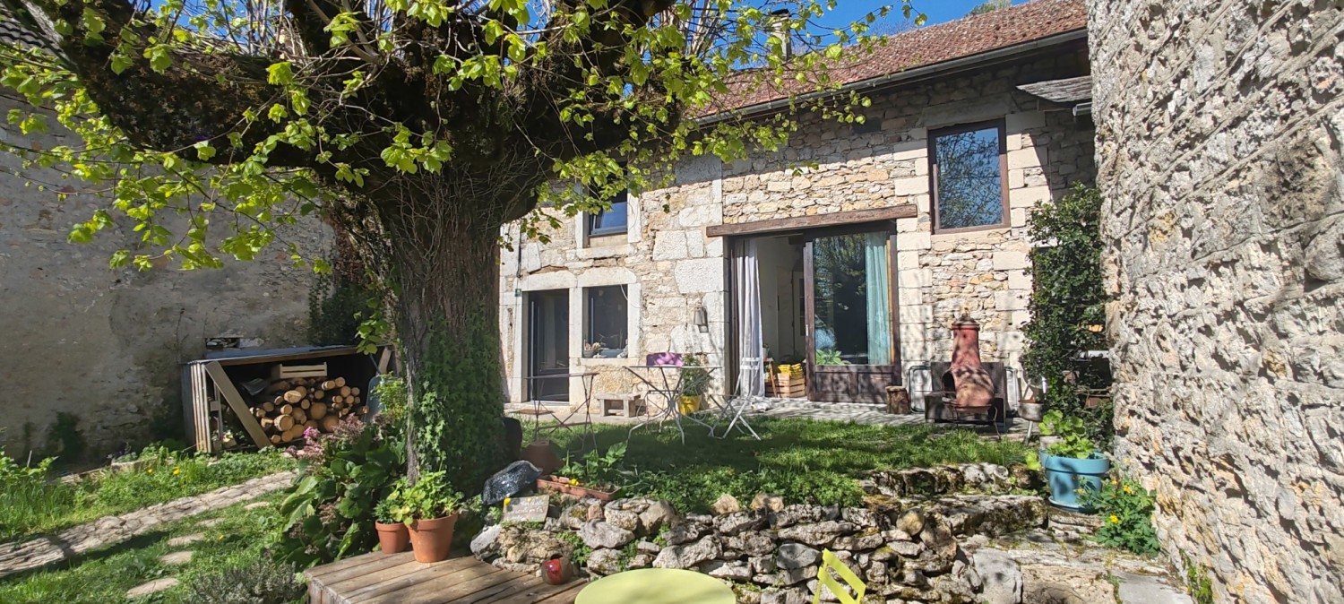 Maison de village de 147 m²