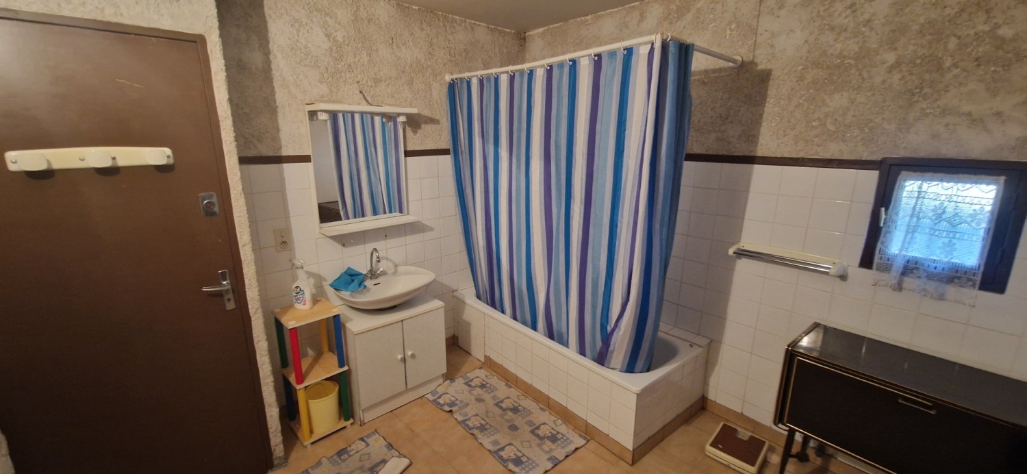 Maison de village de 200 m²