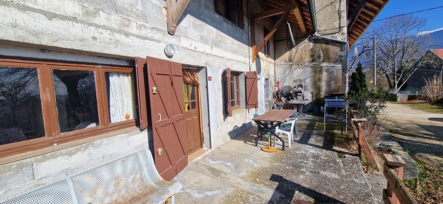 Maison de village de 200 m²