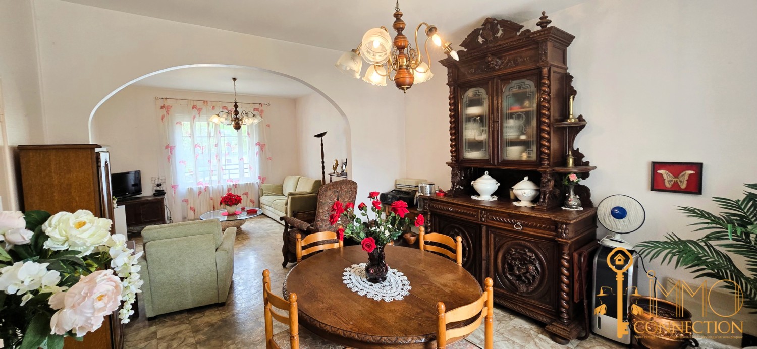 Propriété - 180 m²