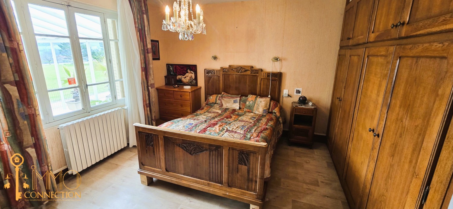 Propriété - 180 m²