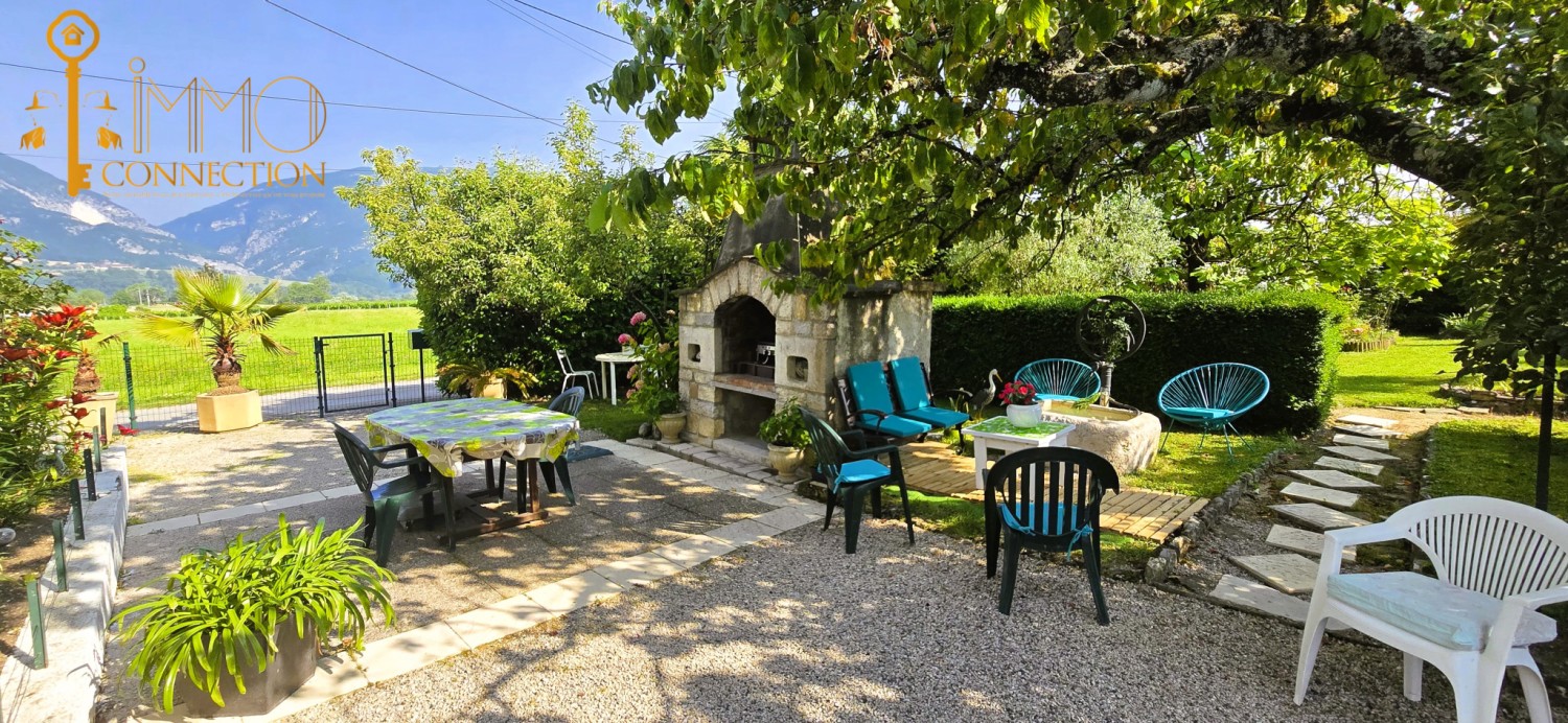 Propriété - 180 m²