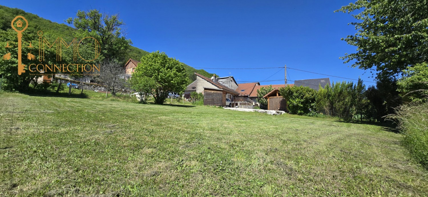 Terrain à bâtir - 919 m²