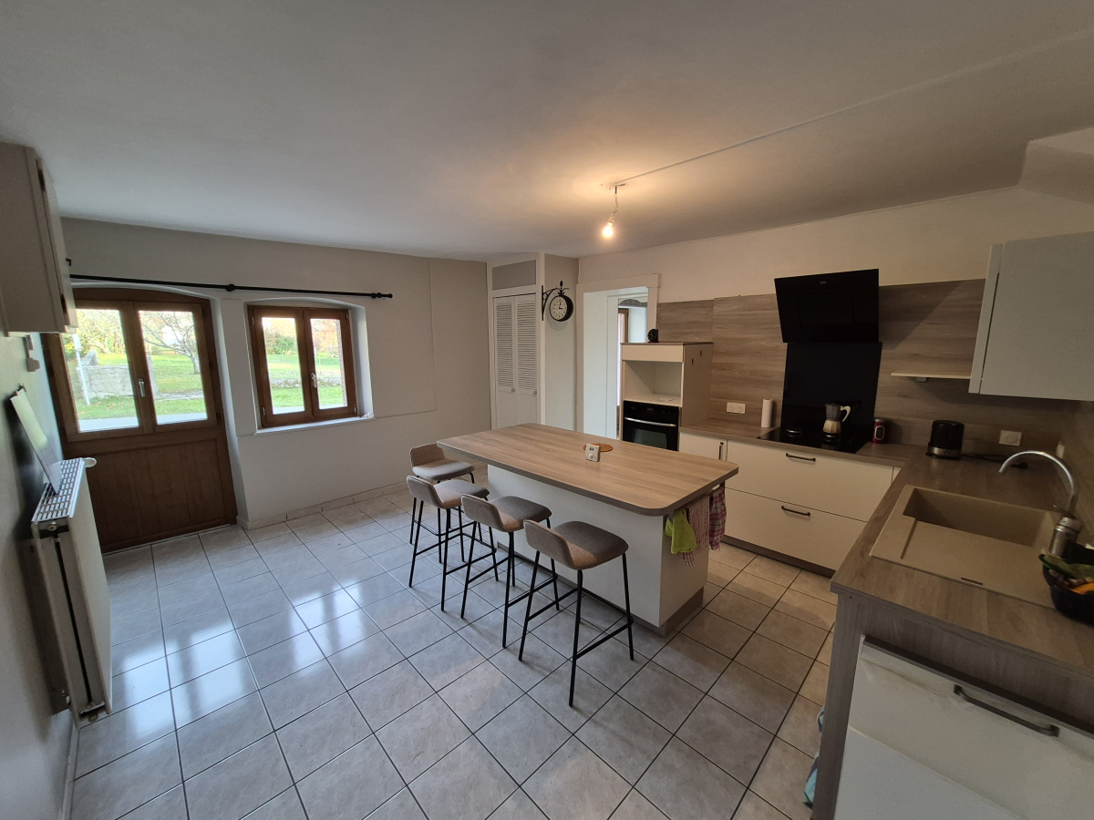 Maison - 148 m² - Fitignieu